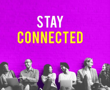 çeşitlilik arkadaşlar duvarının yakınında