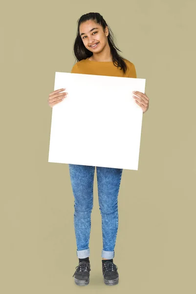 Ragazza Holding Placard — Foto Stock