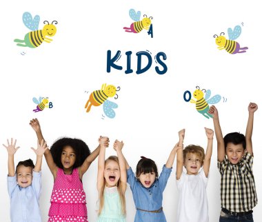 Eller yukarı küçük çocukla