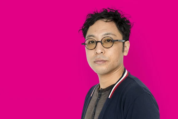 Asiatisk Man i glasögon — Stockfoto