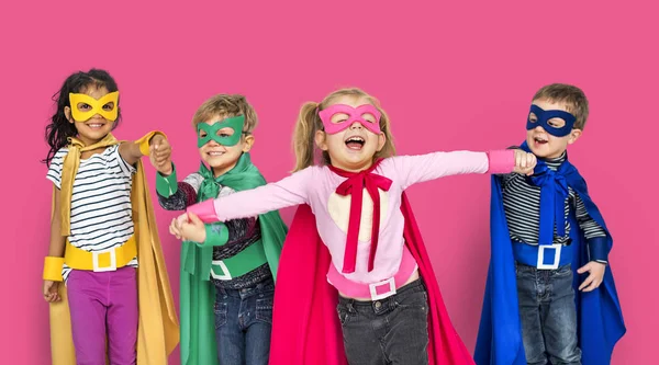 Kids in super heroe costumes — Stock Photo, Image