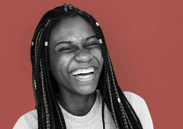 Chica sonriente en el estudio — Foto de Stock