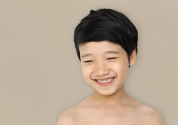 陽気なアジアの少年 — ストック写真