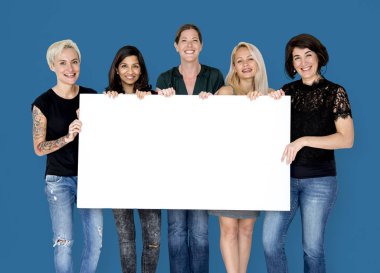 Çok ırklı insanlar holding afiş