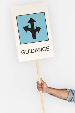 Kişi holding yönetim kurulu.