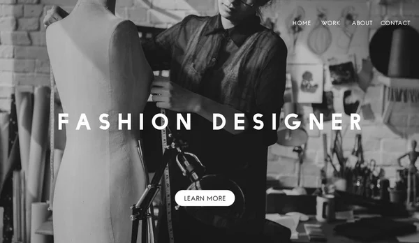 Дизайнер моди з мірною стрічкою — стокове фото