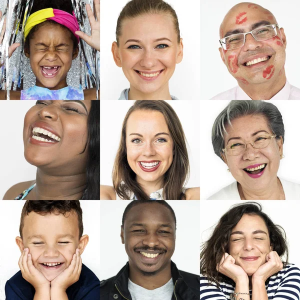 Personas sonrientes con expresiones faciales — Foto de Stock