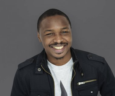 Afrikalı erkek gülümseyen