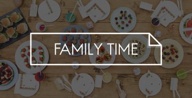 gıda ile ahşap masa