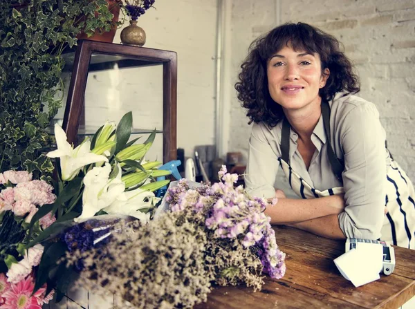 Çiçek Shop Yetişkin kadın 