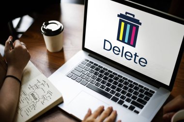 Laptop ile emekçilerin