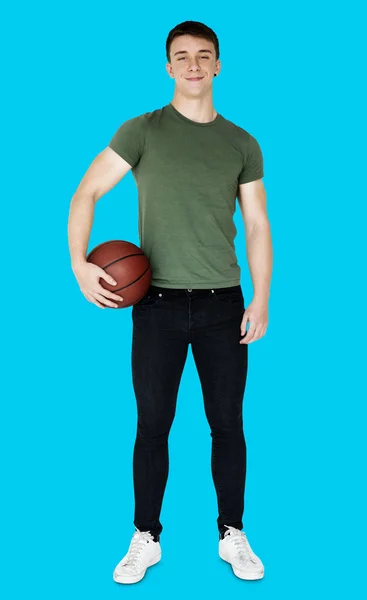 男子举行篮球 — 图库照片