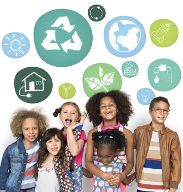 çok ırklı çocuklar birlikte