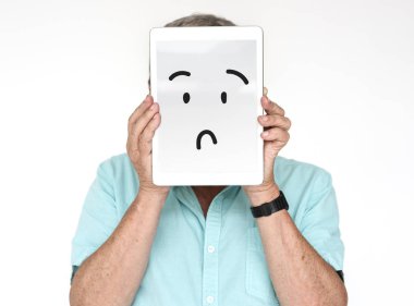 Dijital tablet kapsayan yüz