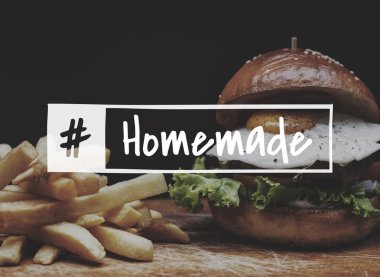 Lezzetli hamburger ve patates