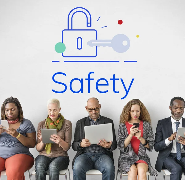 Dijital cihazlar kullanarak iş adamları