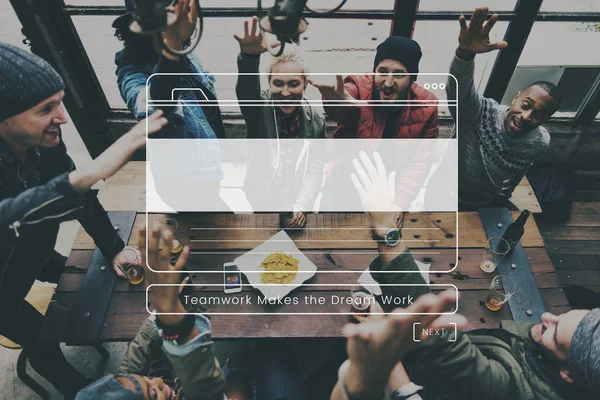 Takım birlikte beyin fırtınası