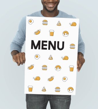 Afrika adam grafik afiş tutarak 