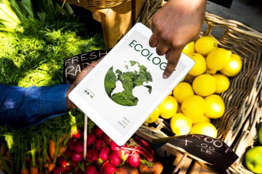 Dijital tablet tutan eller