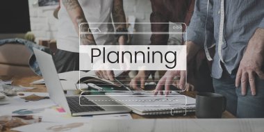 tasarımcılar çizimler ile çalışma