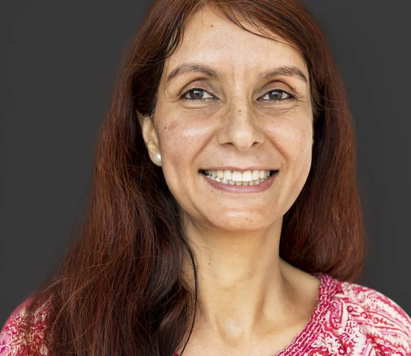 Leende indisk kvinna ansikte — Stockfoto