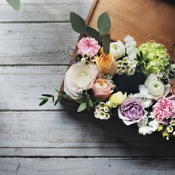 Aromatisches Bouquet mit Rosen — Stockfoto