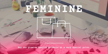 bilgisayar klavye üzerinde tipik kadın