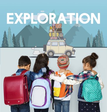 Sırt çantalı okul çocukları