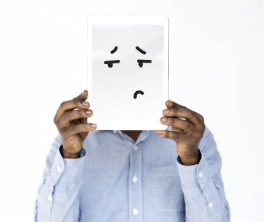 kişi holding dijital tablet 