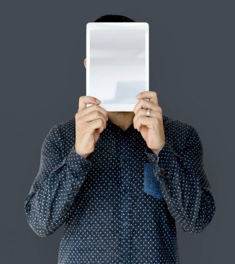 Umman kapsayan yüz tablet ile