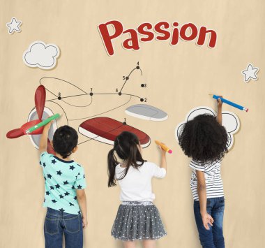 duvarda çizim çocuklar