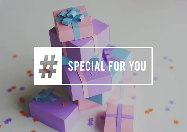 粉色和紫色的礼品盒 — 图库照片