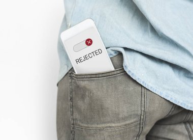 kişi ile smartphone cep