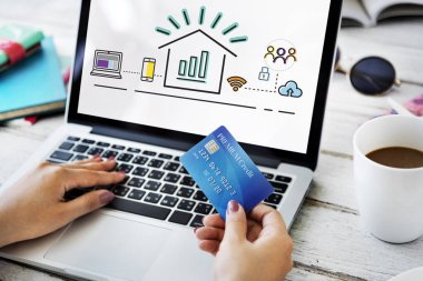 Online alışveriş eller 