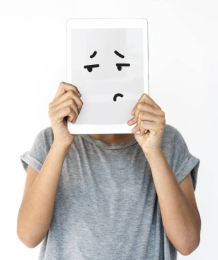 kişi holding dijital tablet 