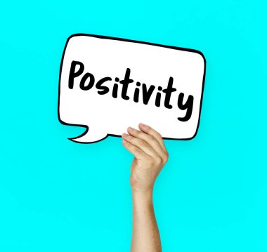 İnsanlar el holding kartı