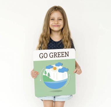 Küçük kız Holding afiş