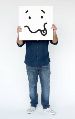 kişi holding afiş.