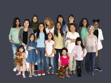 güzel kadınlar üretimi 