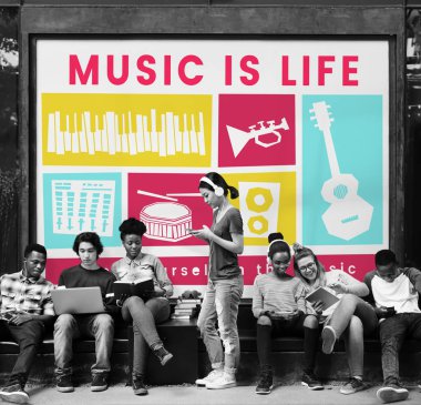 dijital cihazlar çok etnik öğrencilerle