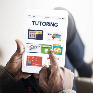 Erkek el dijital tablet kullanma