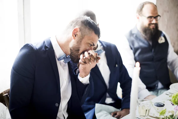 Gay couple kissing hand — Stock Photo, Image