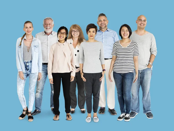 Diversidad personas de pie juntas — Foto de Stock