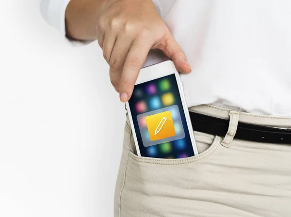 Zakenman smartphone ingebruikneming in de zak — Stockfoto