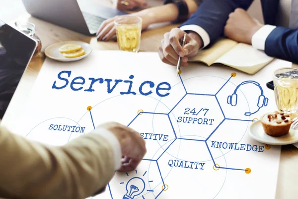 People brainstorming at table — Stock Photo, Image