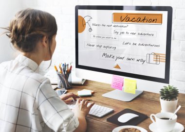 çalışan kız stüdyo tasarımı