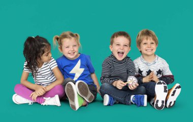 İlköğretim yaş erkek ve kız