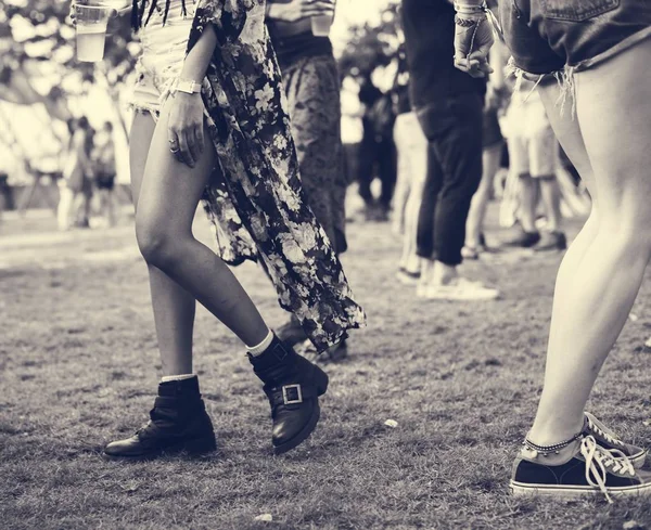 Crowd Walking in Music Festival — Stock Photo, Image