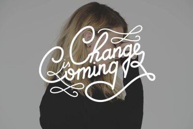 baş ağrısı beyaz kadınla