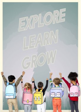 Okul sırt çantaları ile Arkadan Görünüm